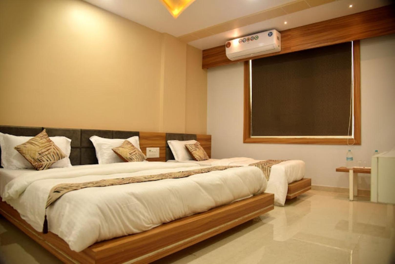 Hotel Krish , Somnath Exterior photo